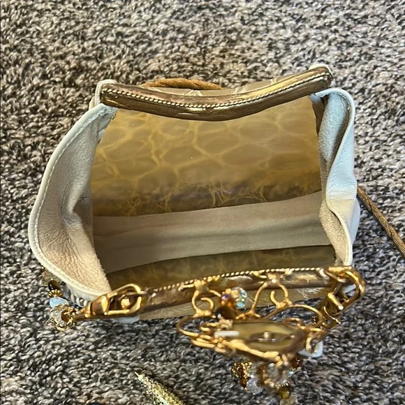 Maya Gold and Cream Crossbody Bag - Picture 3 of 10